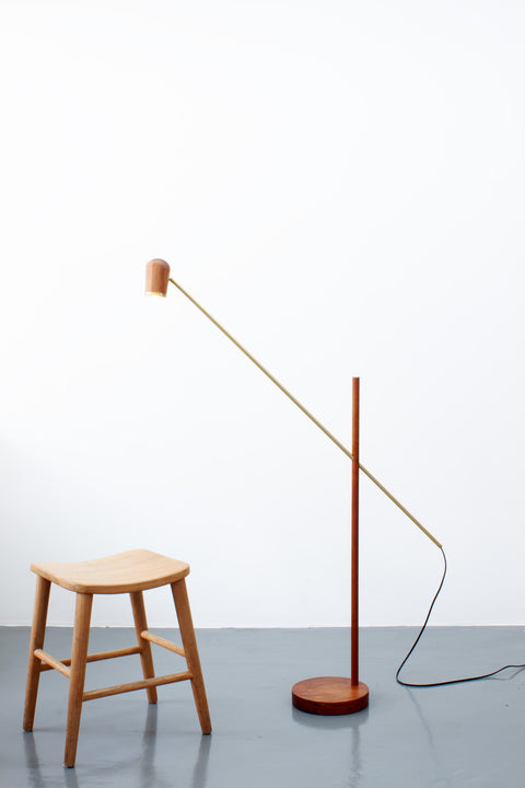 Luminária de Piso Quinta da Lusboa